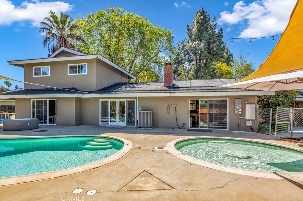 821 Balboa Ct, Redlands CA  92373-6903 exterior