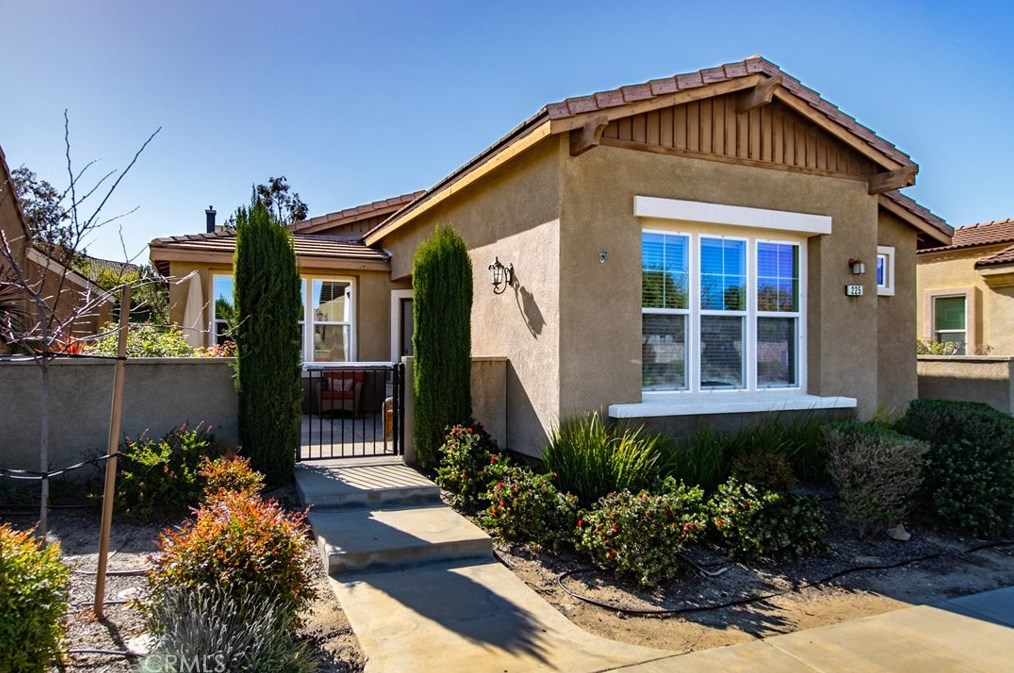 225 White Sands St, Beaumont, CA 92223-7537