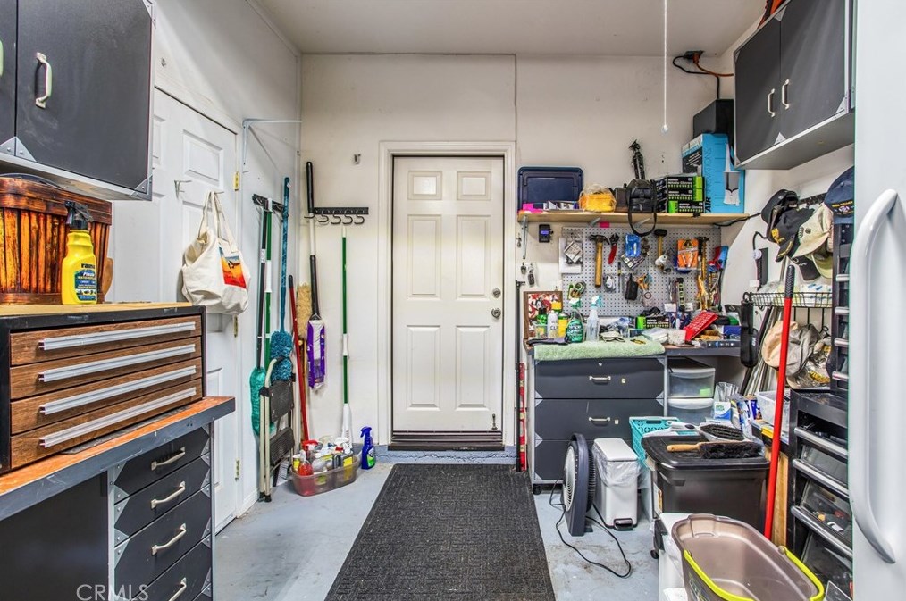 1536 Rose Arbor Ct, Redlands CA  92374-4737 exterior