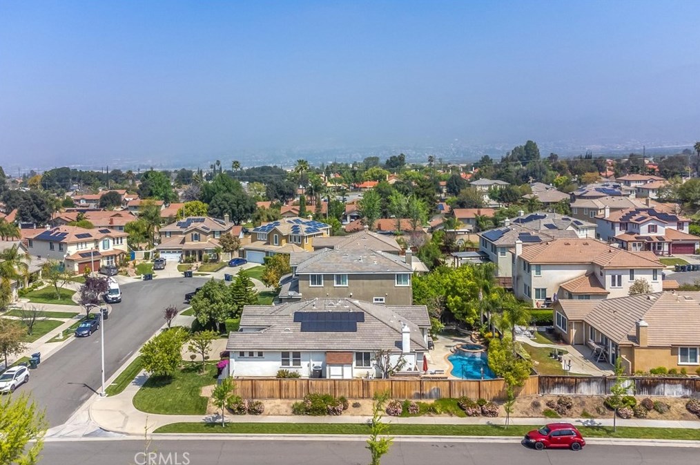 1536 Rose Arbor Ct, Redlands CA  92374-4737 exterior