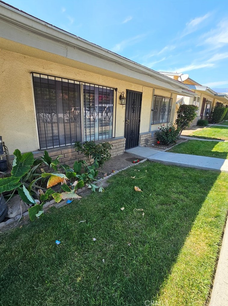 2350 Osbun Rd #64, San Bernardino, CA 92404