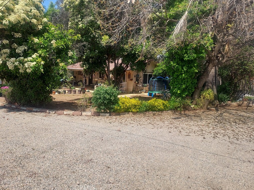 13000 Holmes St, Yucaipa, CA 92399-4954