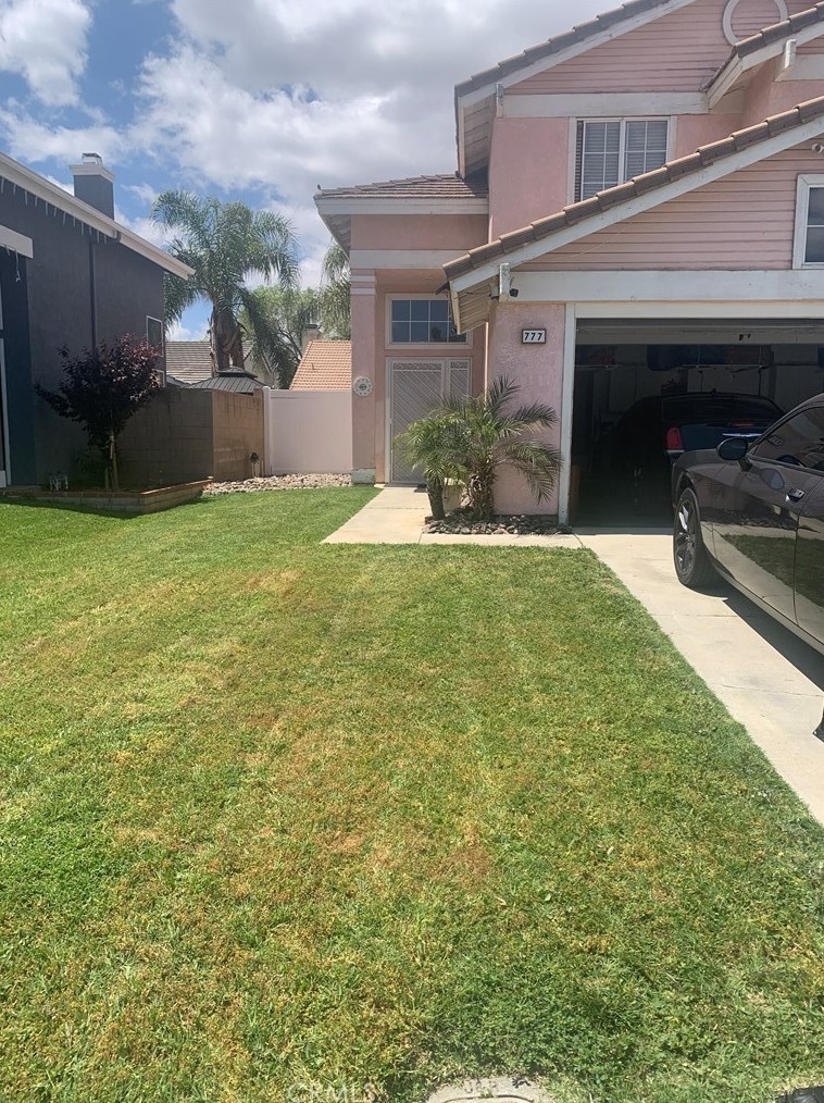 777 Sweetpea St, Hemet, CA 92545-5358