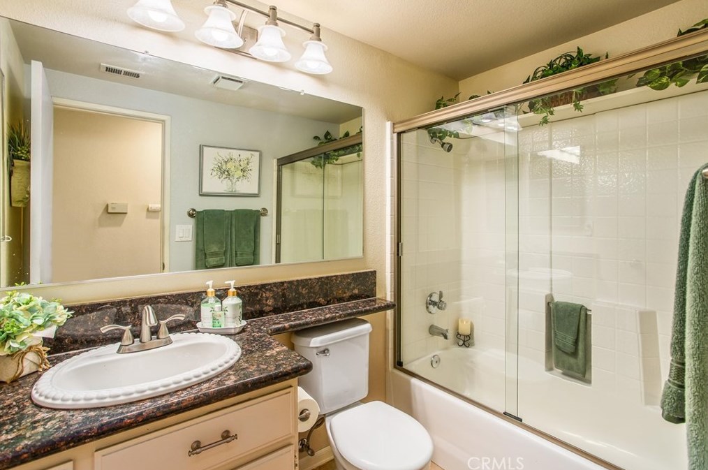 1507 Sequoia Dr, Beaumont CA  92223-6420 exterior