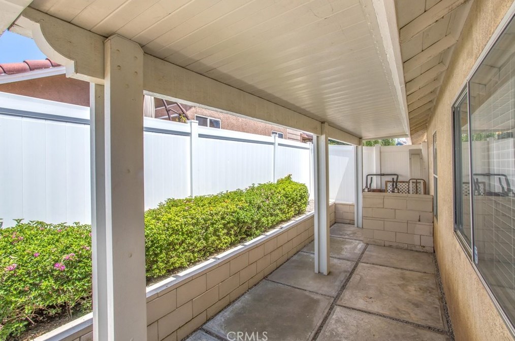 1507 Sequoia Dr, Beaumont CA  92223-6420 exterior