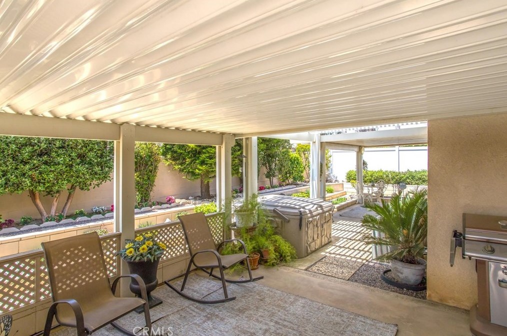 1507 Sequoia Dr, Beaumont CA  92223-6420 exterior