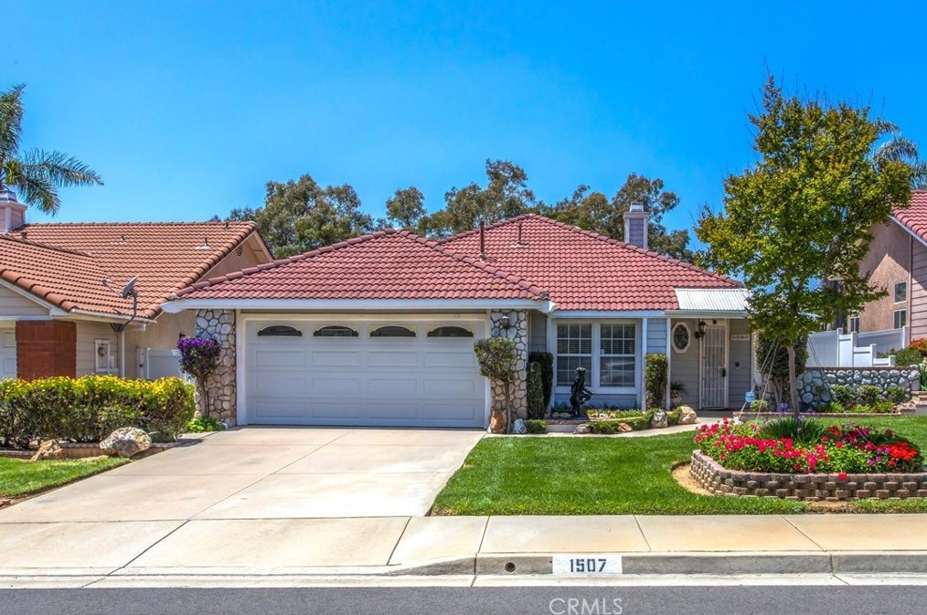 1507 Sequoia Dr, Beaumont CA  92223-6420 exterior