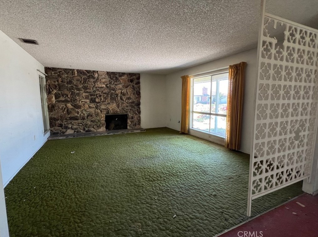 1261 Kings Way, Redlands, CA 92373