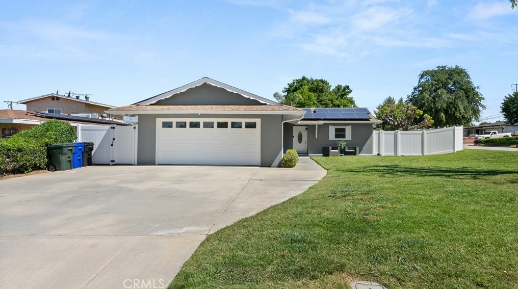 22464 Kentfield St, Colton, CA 92313-5922