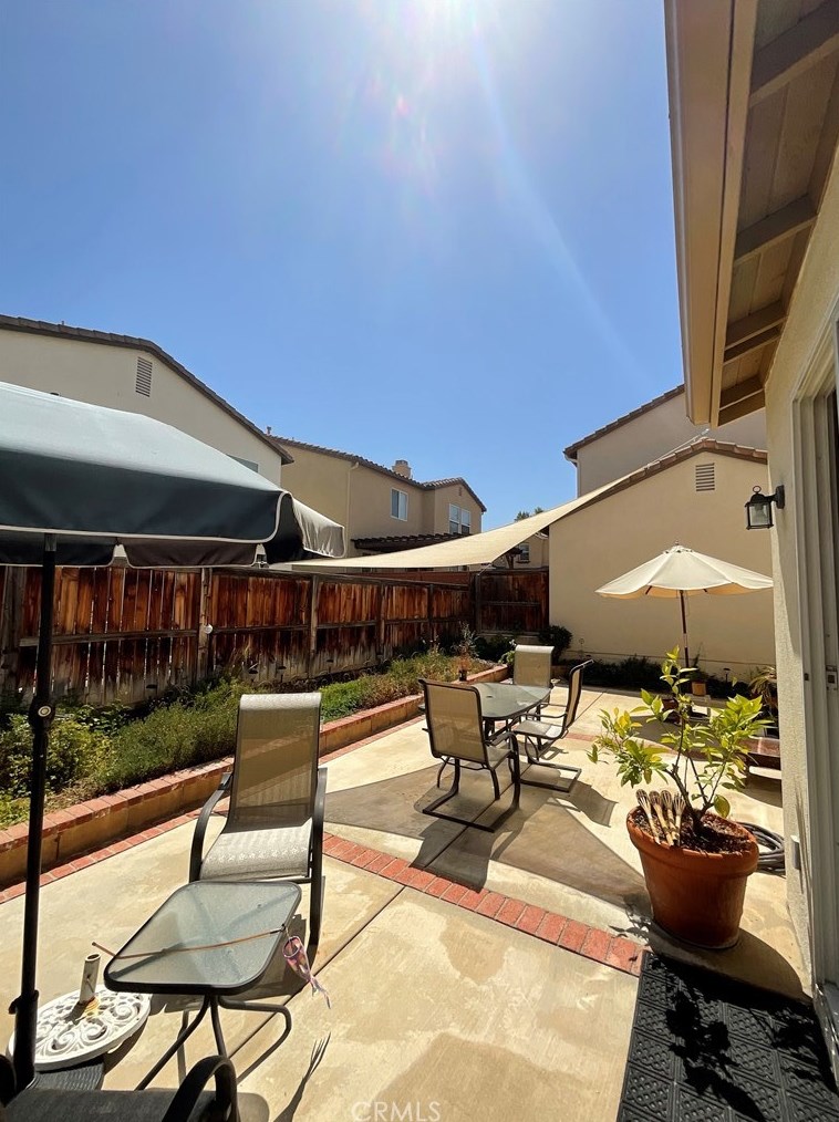 437 Sonora Cir, Redlands CA  92373-8509 exterior
