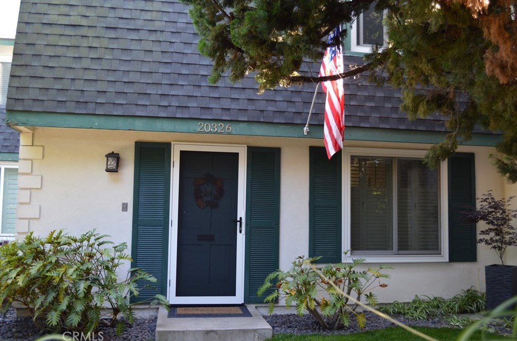 20326 Gardenia Dr, Huntington Beach, CA 92646