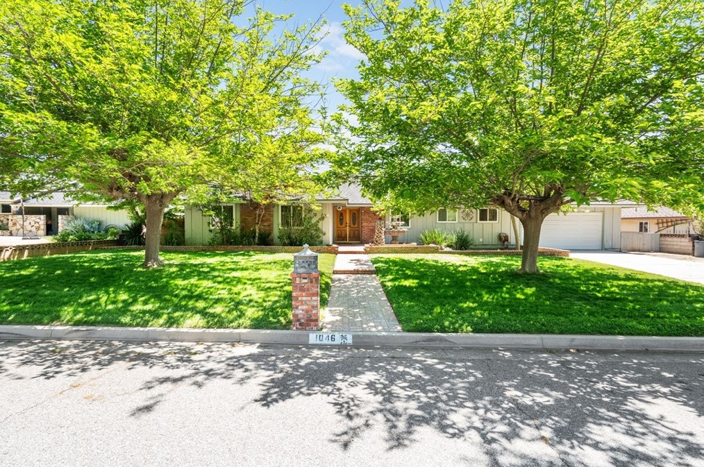 1046 Dysart Dr, Banning, CA 92220