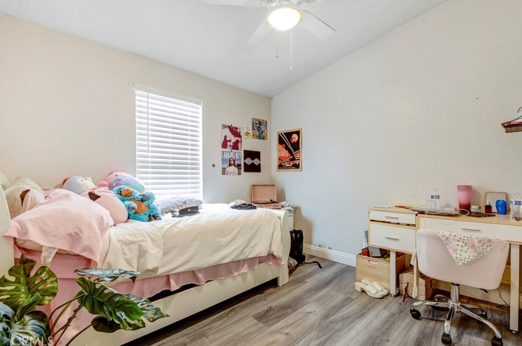 3825 Crestmore Rd, Riverside CA  92509-4682 exterior