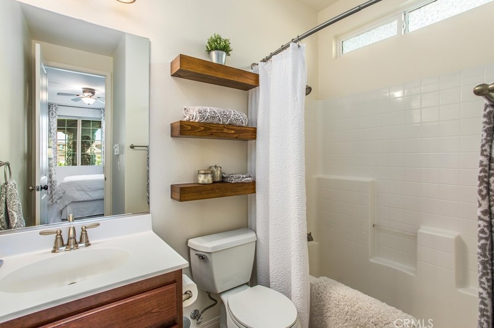 1521 Patterson Ranch Rd, Redlands CA  92374-2971 exterior