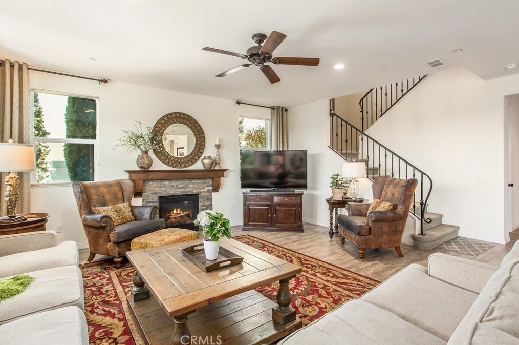 1521 Patterson Ranch Rd, Redlands CA  92374-2971 exterior