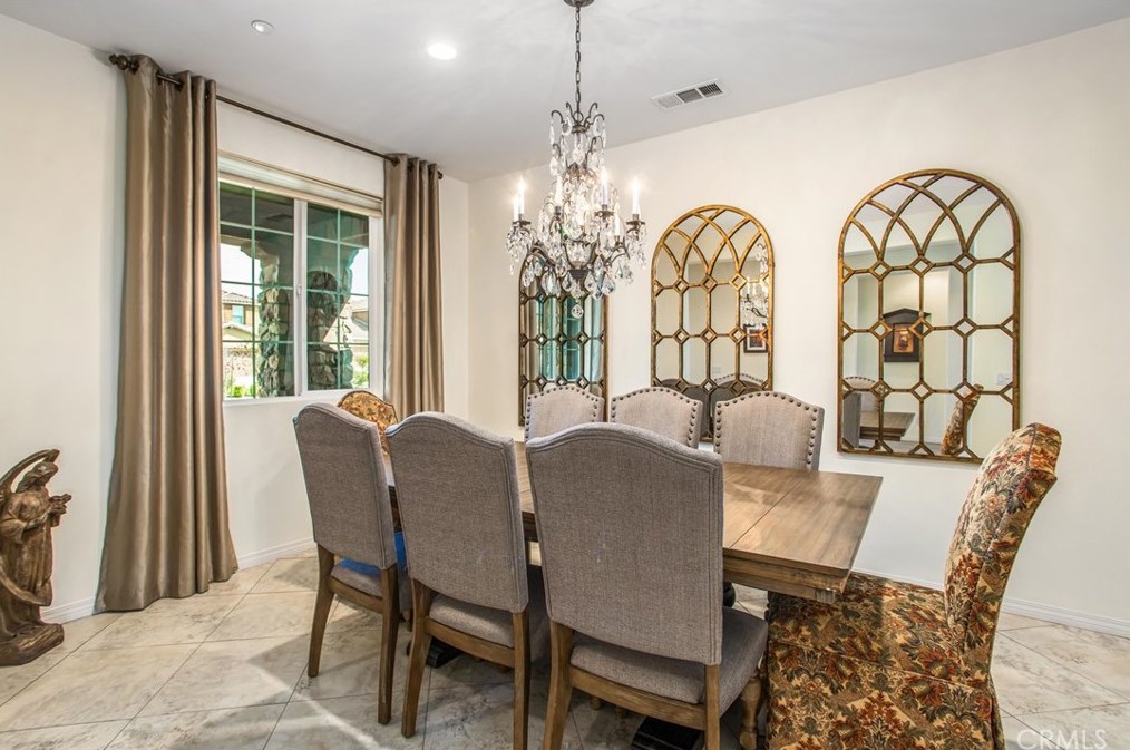1521 Patterson Ranch Rd, Redlands CA  92374-2971 exterior