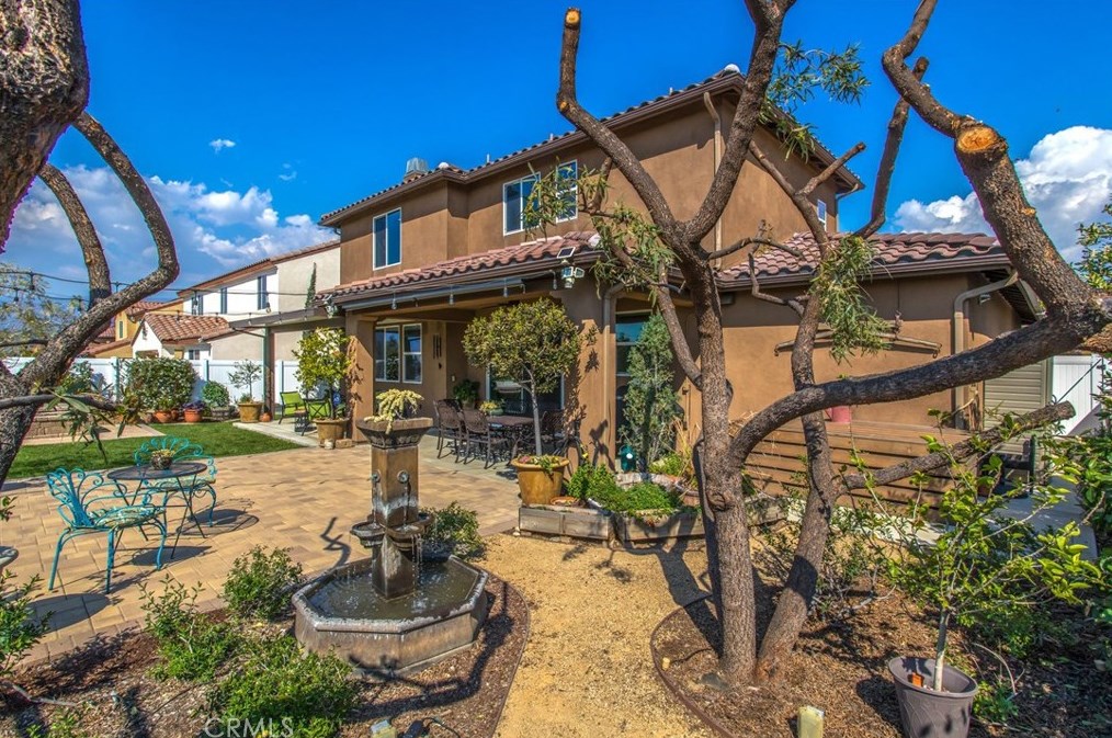 1521 Patterson Ranch Rd, Redlands CA  92374-2971 exterior