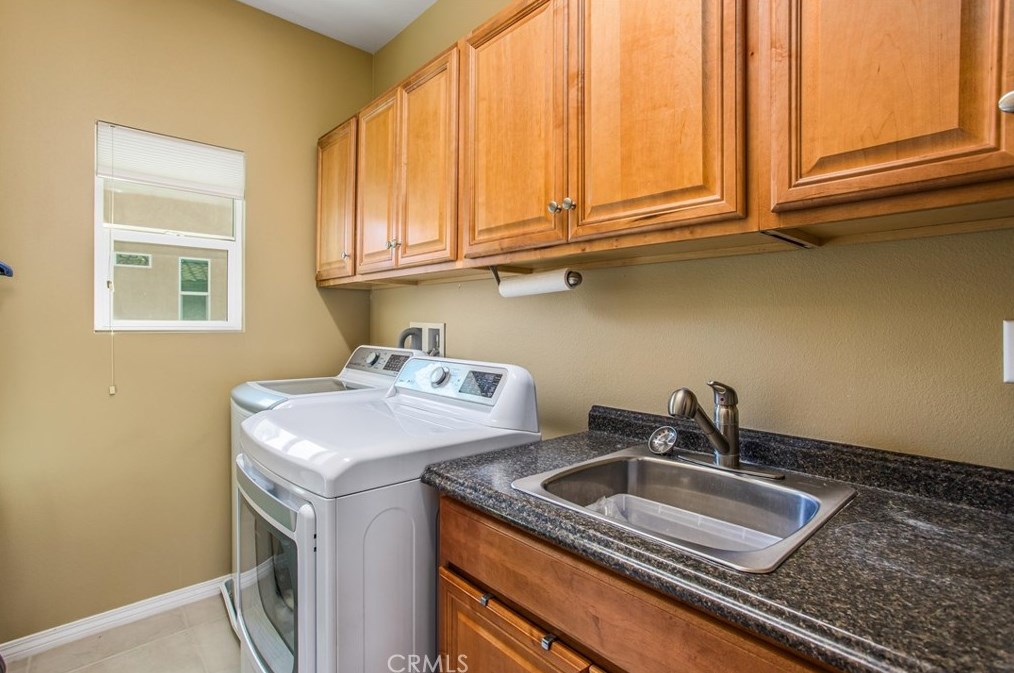 1521 Patterson Ranch Rd, Redlands CA  92374-2971 exterior