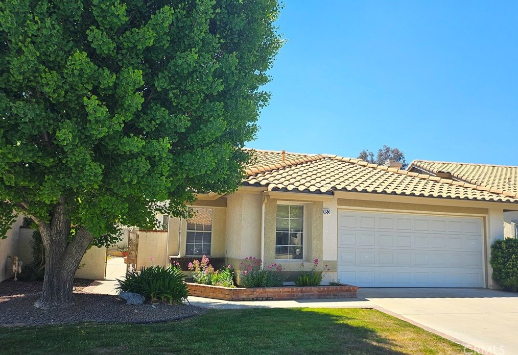 983 Oakland Hills Dr, Banning, CA 92220-5139