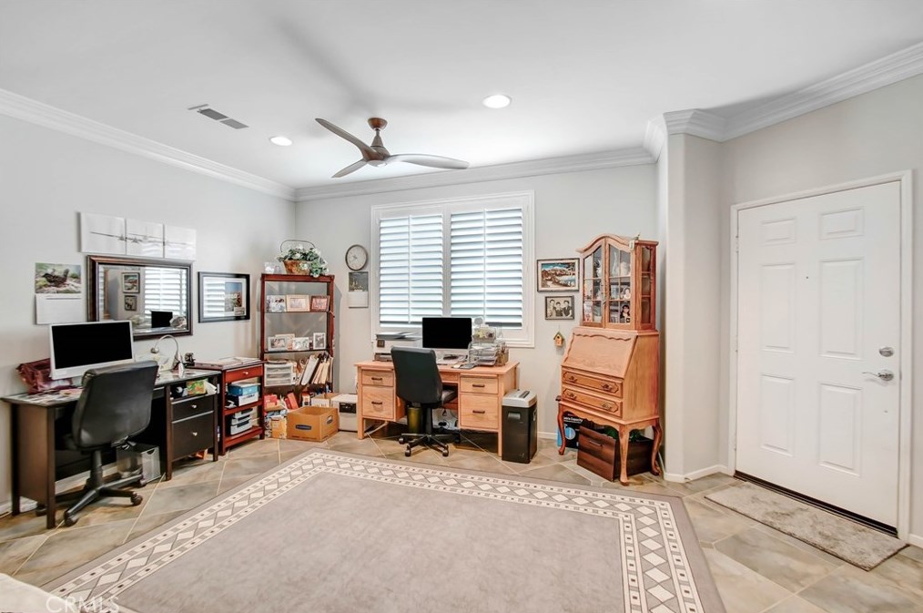 8749 Mann Ln, Hemet, CA 92545