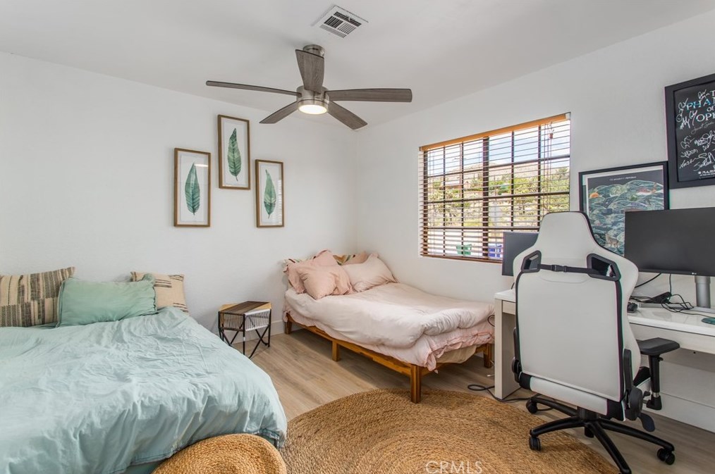 54610 Primavera Dr, Yucca Valley CA  92284-2386 exterior