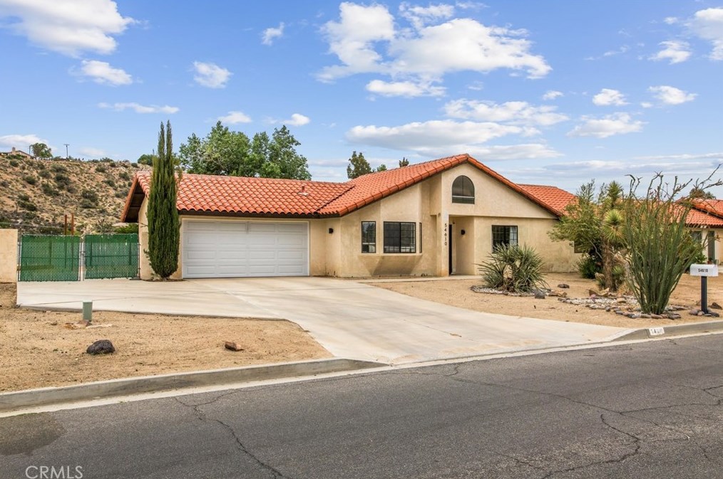 54610 Primavera Dr, Yucca Valley, CA 92284-8308