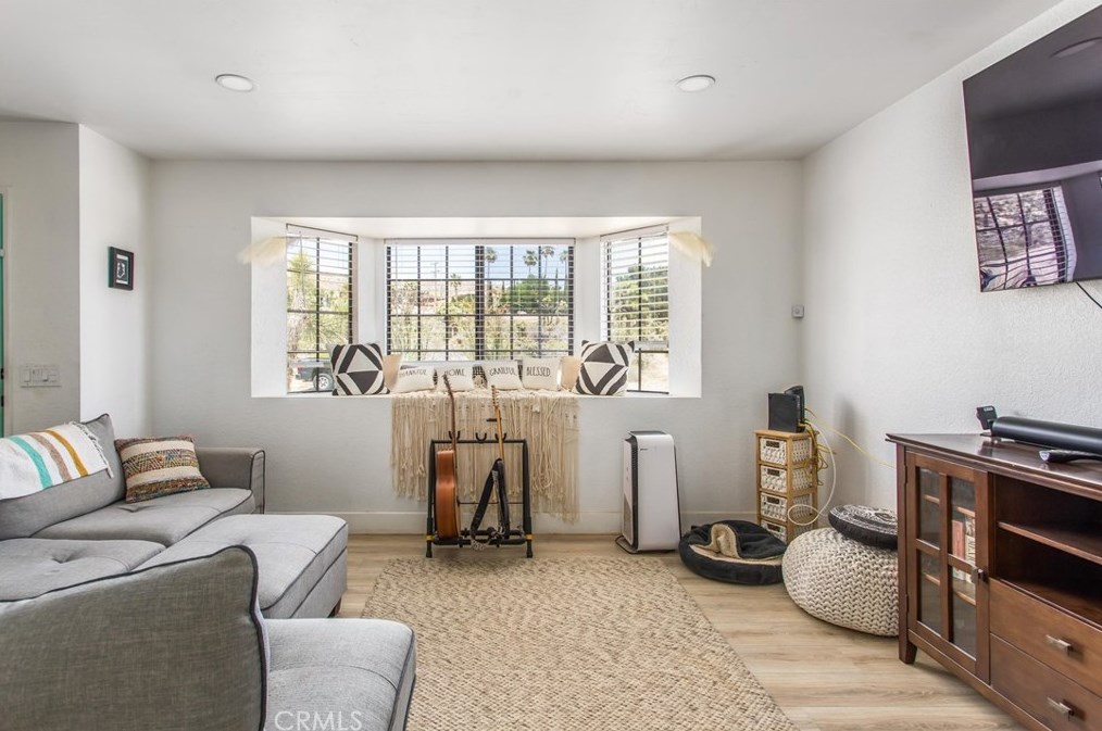 54610 Primavera Dr, Yucca Valley CA  92284-2386 exterior