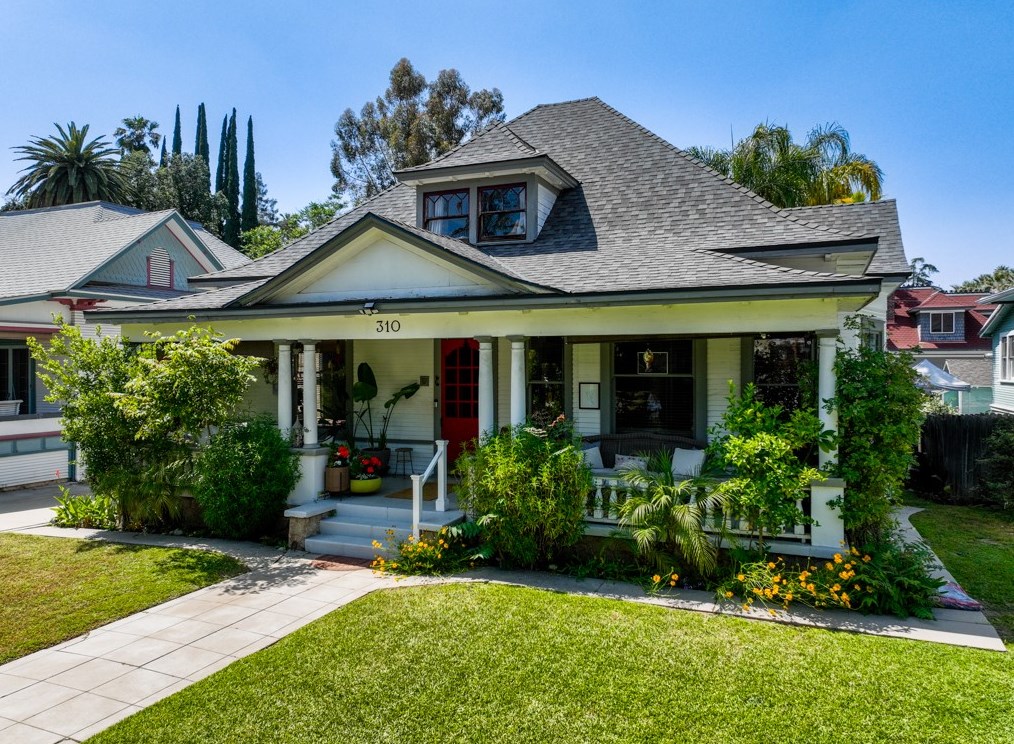 310 Olive Ave, Redlands, CA 92373-5174