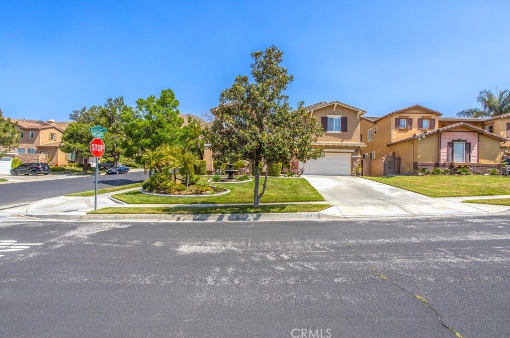 33070 Bradcliff Ct, Yucaipa, CA 92399-3446