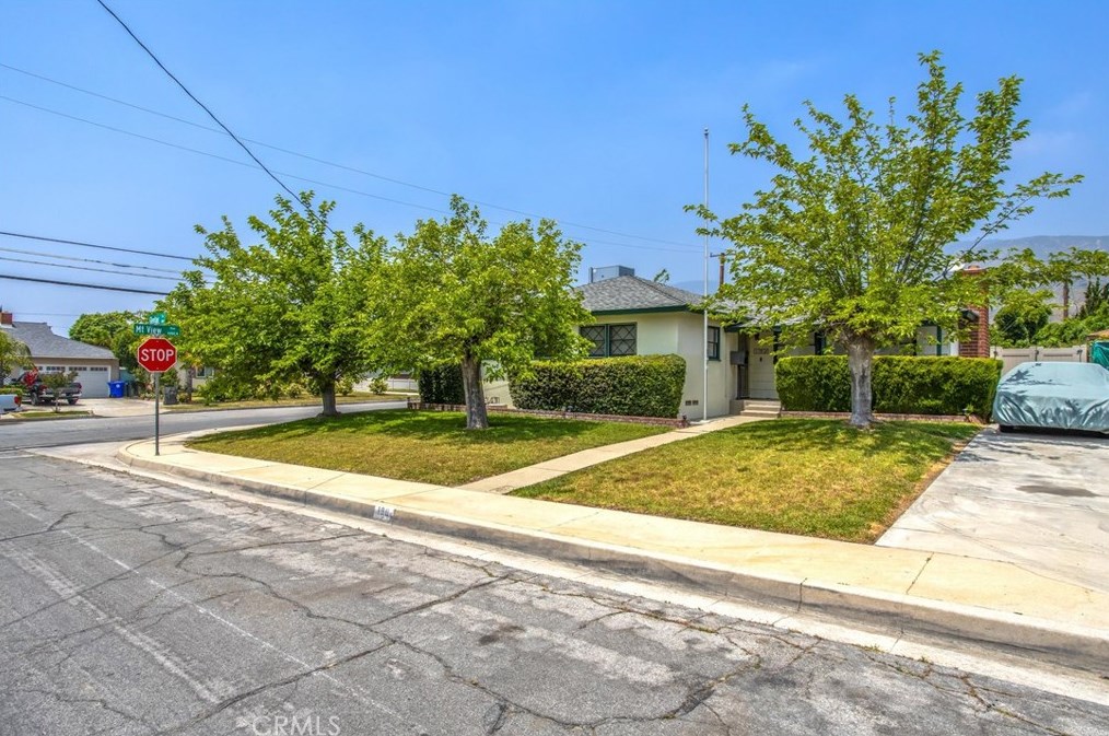 198 Glenfair Ln, San Bernardino, CA 92407-3722