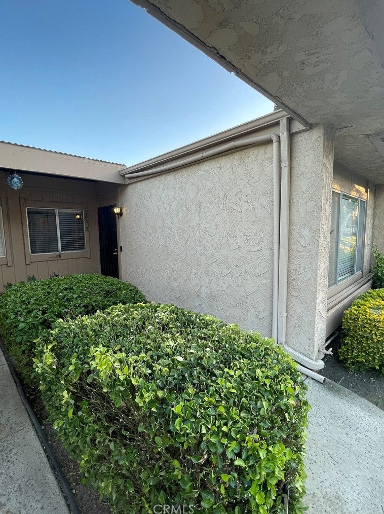 628 Santa Fe St, Hemet, CA 92543-6106