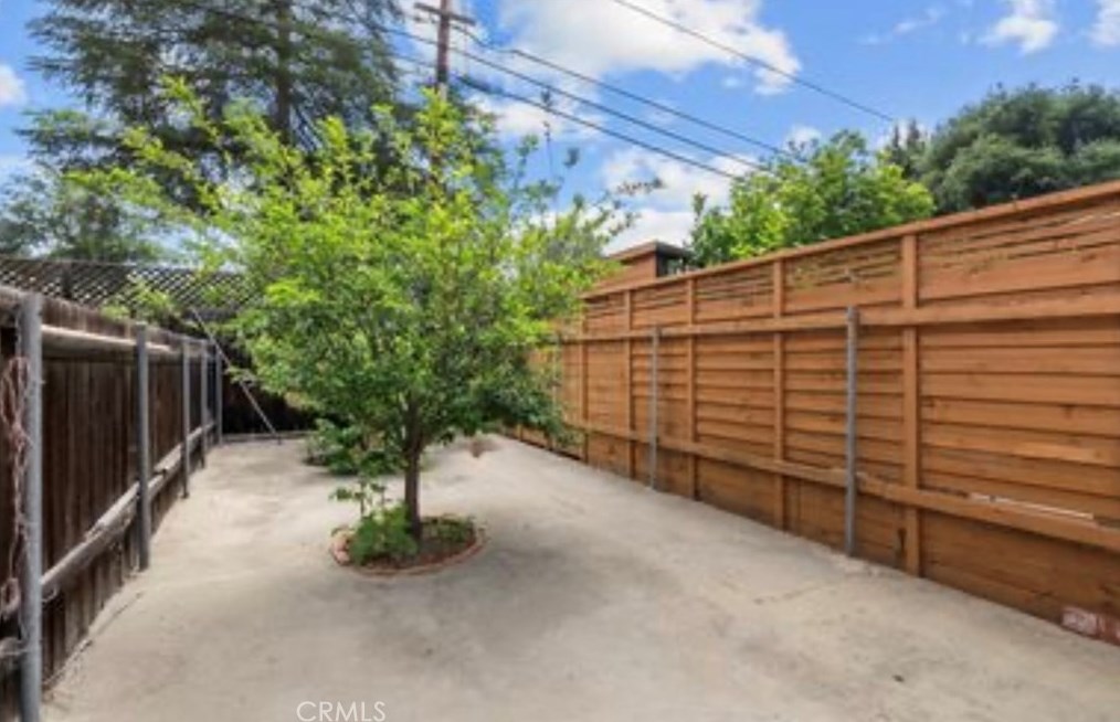 4958 Highland View Ave, Los Angeles CA  90041-1309 exterior