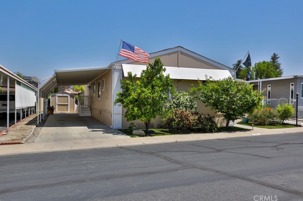 1251 E Lugonia Ave #19, Redlands, CA 92374