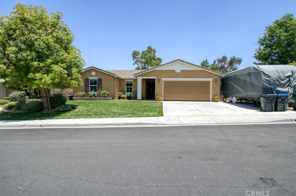 238 Finley Ave, Beaumont, CA 92223