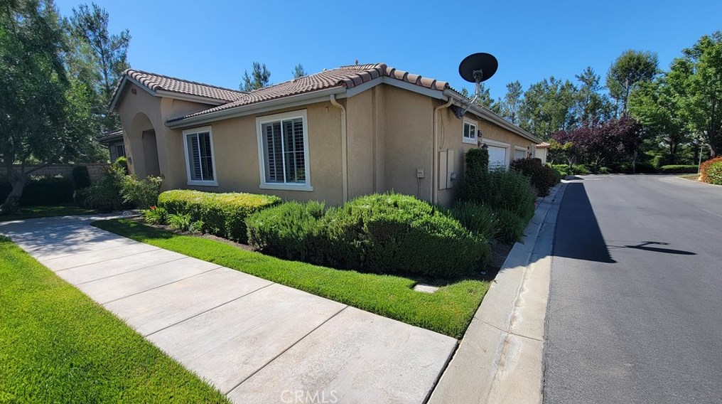 1683 Beaver Crk, Beaumont, CA 92223-7327