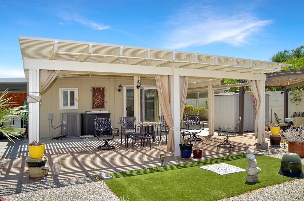 73954 Elizabeth Dr, Thousand Palms CA  92276-4082 exterior