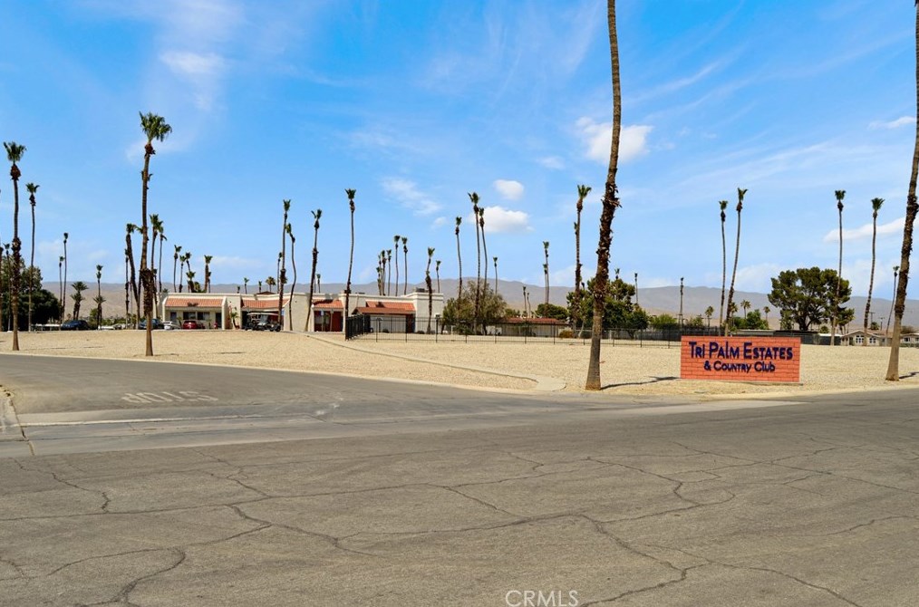 73954 Elizabeth Dr, Thousand Palms CA  92276-4082 exterior
