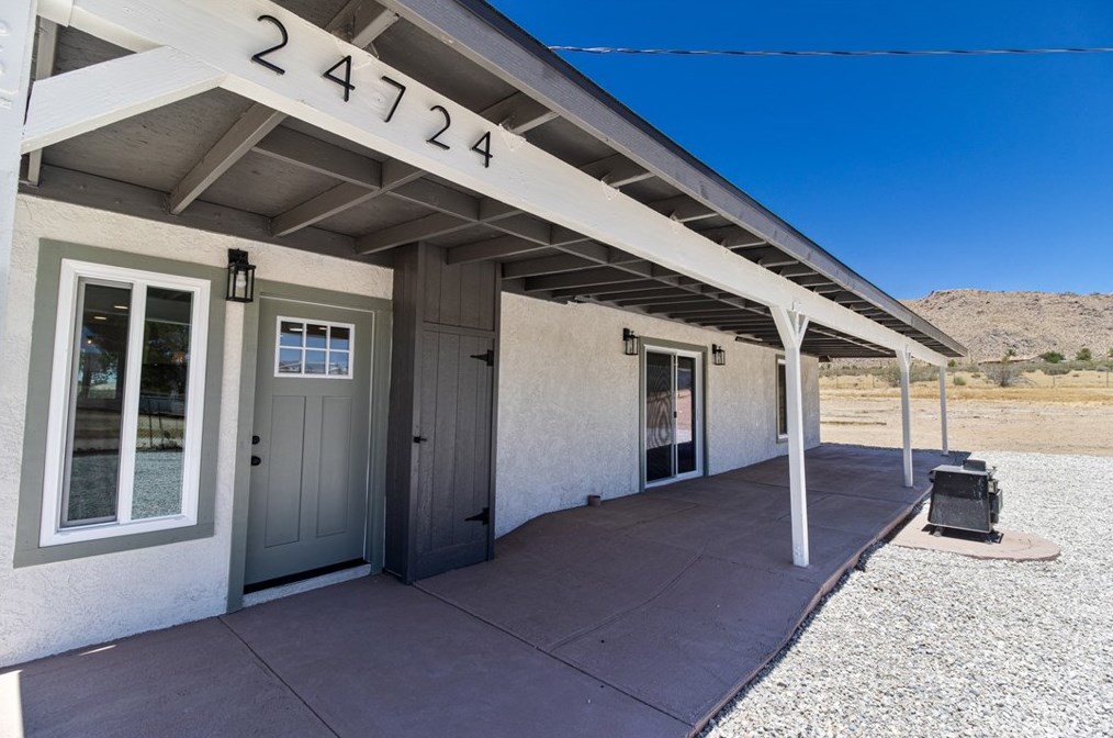 24724 Pala Ln, Apple Valley, CA 92307