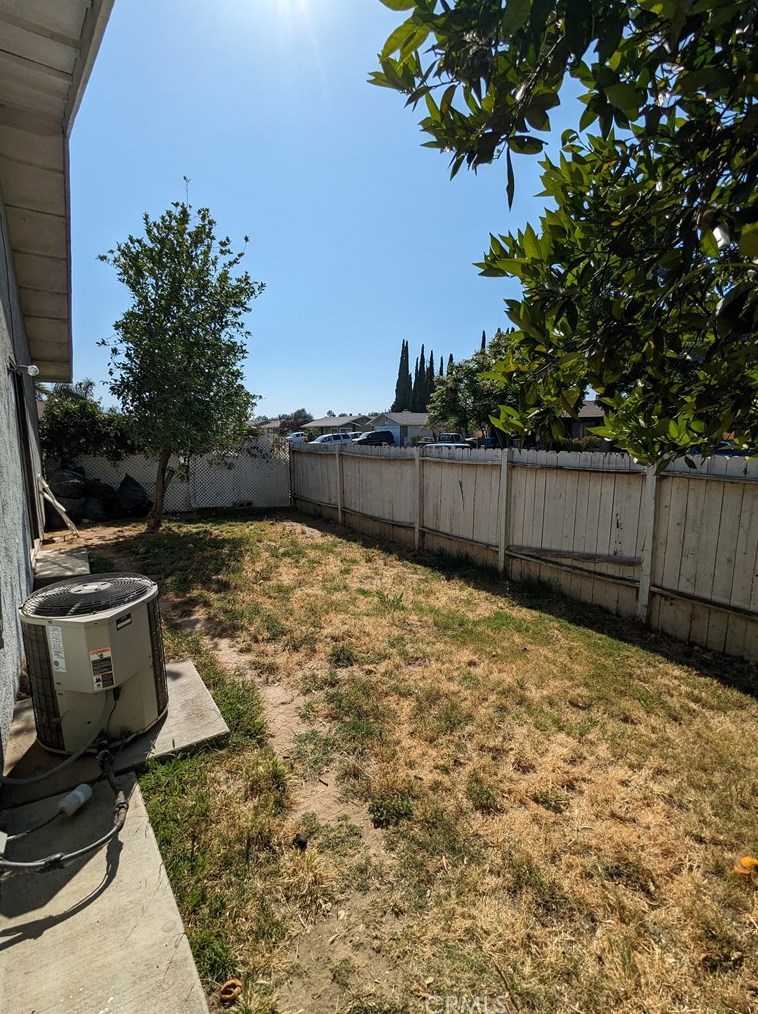 3597 Philadelphia Ct, Riverside CA exterior