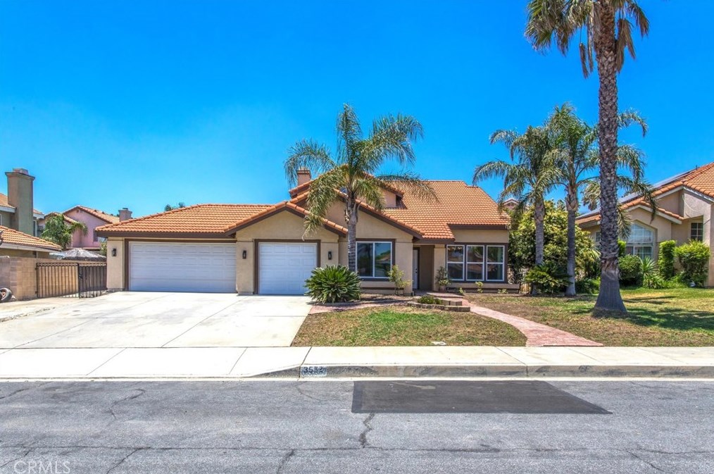 3552 N Orangewood Ave, Rialto, CA 92377