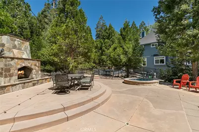 26125 Augusta Drive, Lake Arrowhead, CA 92352 - Photo 14