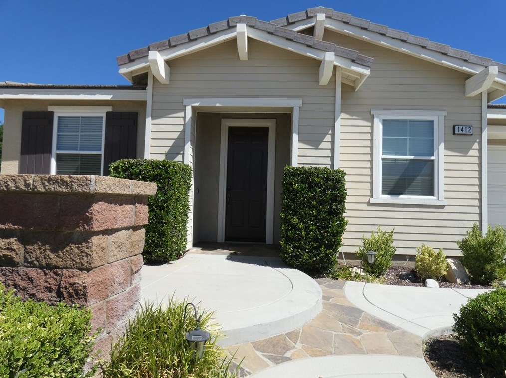 1412 Liatris Way, Beaumont, CA 92223