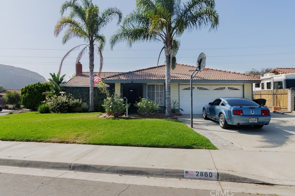 2860 Bixby Dr, Jurupa Valley, CA 92509