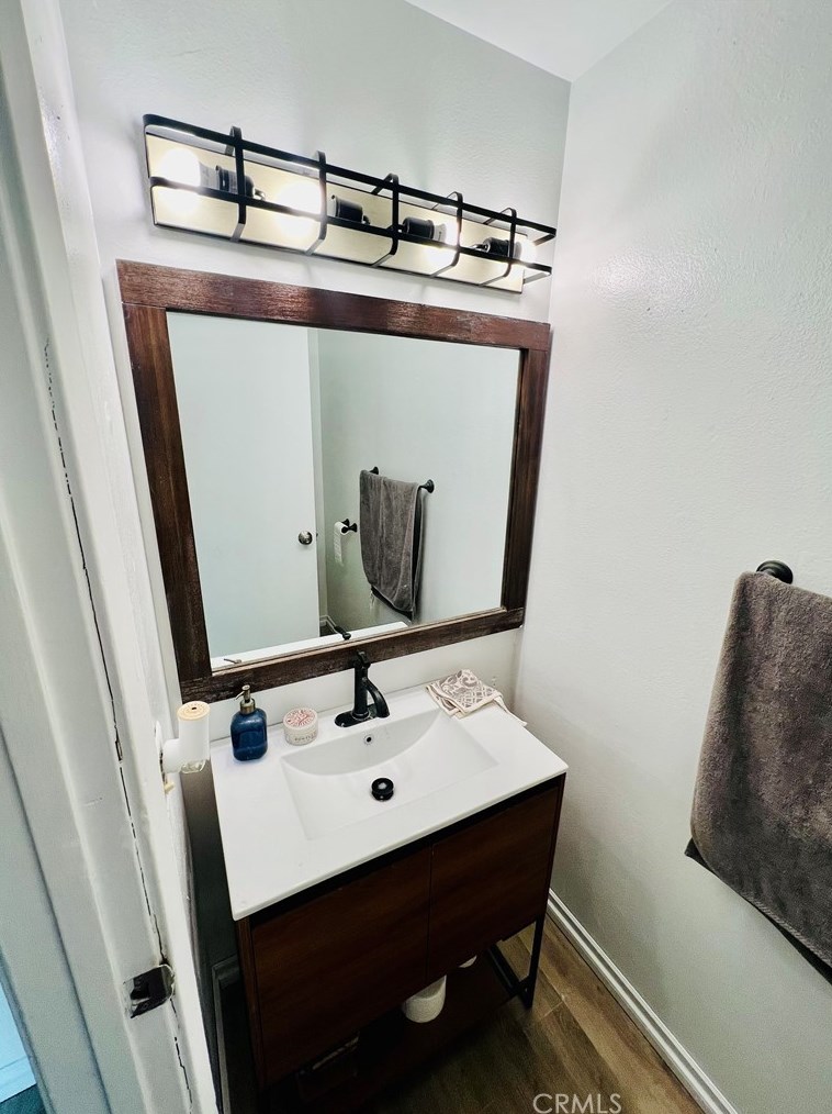 803 Lugonia Ave, Redlands CA  92374-2593 exterior