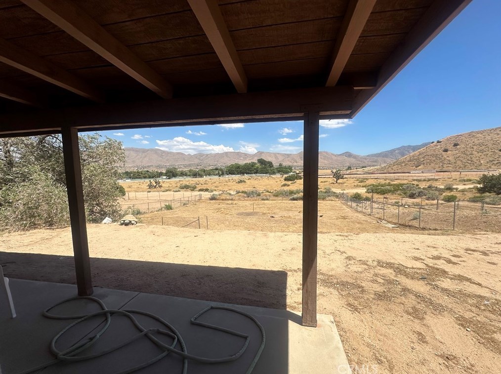 7425 Calpella Ave, Hesperia, CA 92345