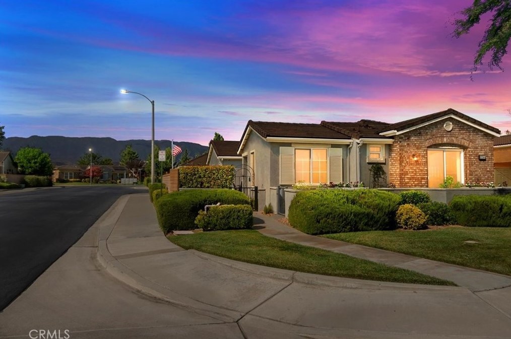 1556 Four Seasons Cir, Beaumont, CA 92223