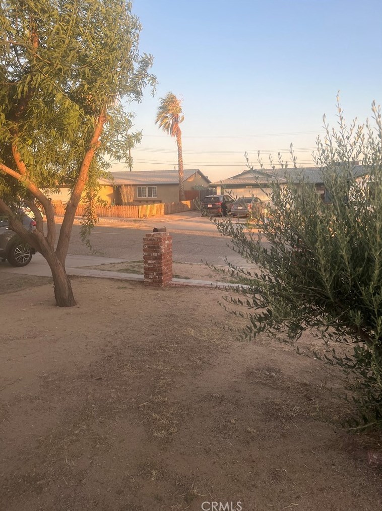 25574 Ash Rd, Barstow, CA 92311
