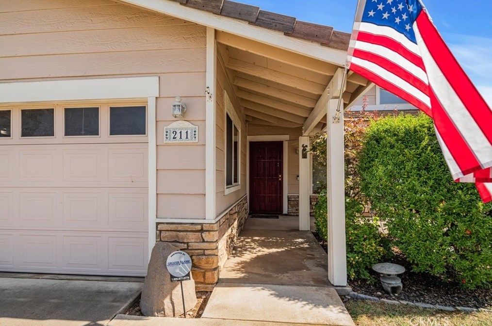 211 Wedgewood Cir, Calimesa, CA 92320