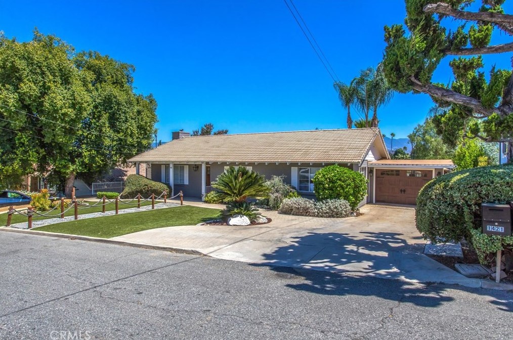 1421 Pacific St, Redlands, CA 92373-6935
