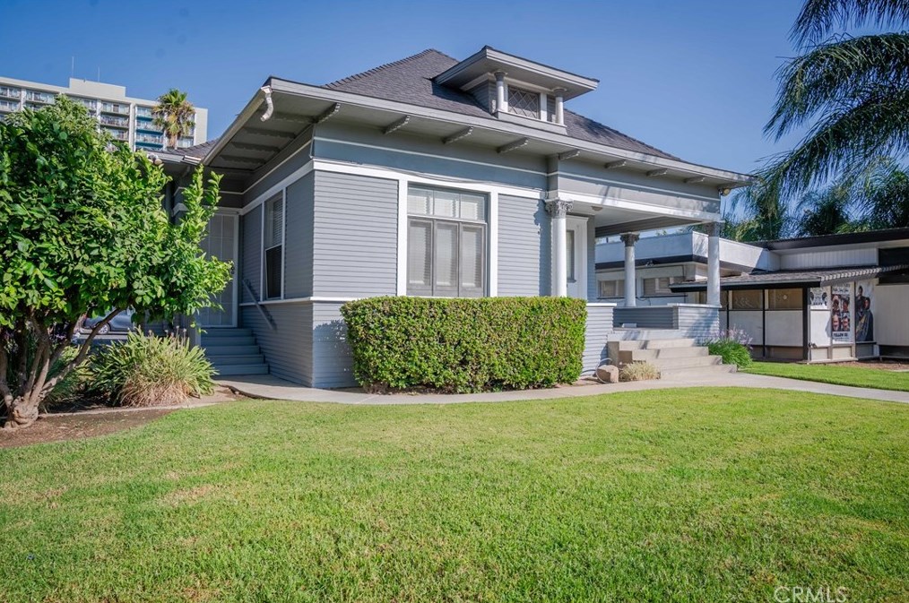 3978 Brockton Ave, Riverside, CA 92501-3203